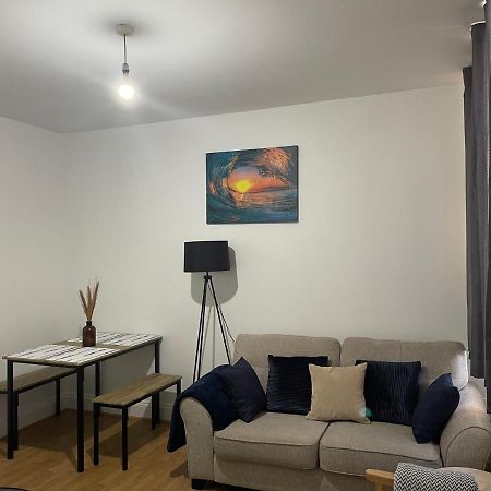 Spacious City Centre 2 Bedroom Apartment - Lt Apartment Лестер Экстерьер фото